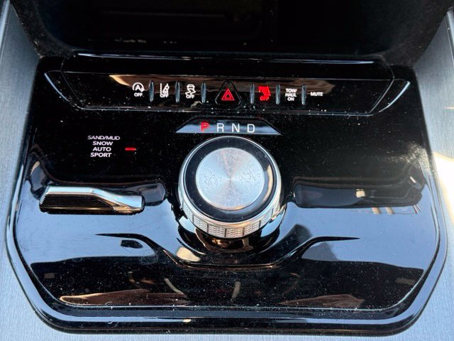 Used 2025 Jeep Wagoneer Series II AWD/4WD image 22