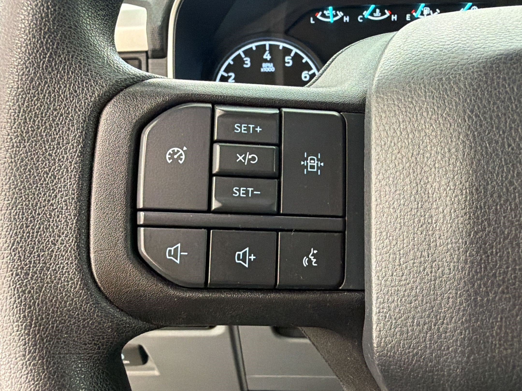 Certified 2023 Ford F150 XLT RWD image 16