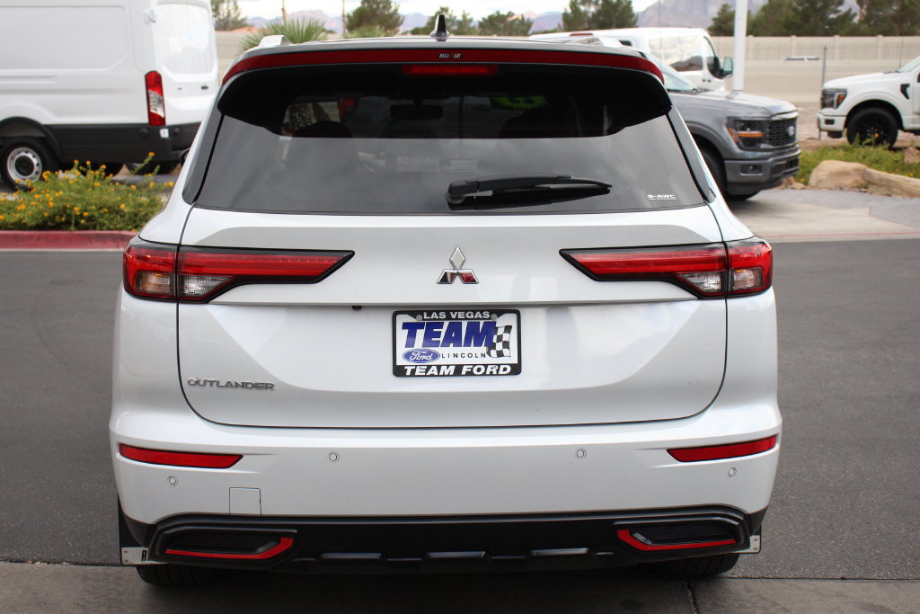 Used 2023 Mitsubishi Outlander Ralliart AWD/4WD image 7