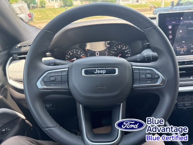 Used 2024 Jeep Compass Latitude image 17