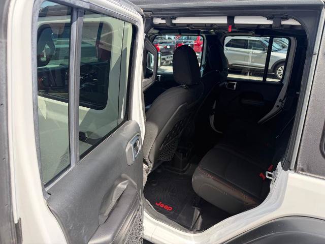 Used 2020 Jeep Wrangler Unlimited Rubicon w/ LED Lighting Group AWD/4WD image 12