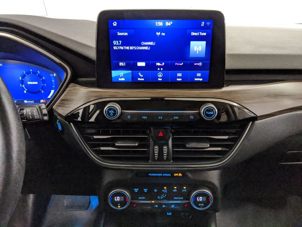 Certified 2020 Ford Escape Titanium w/ Titanium Premium Package 2.0 AWD/4WD image 8
