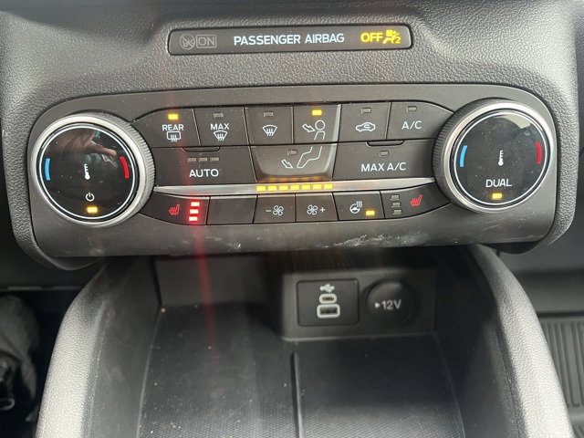 Certified 2024 Ford Escape Active w/ Cold Weather Package image 35