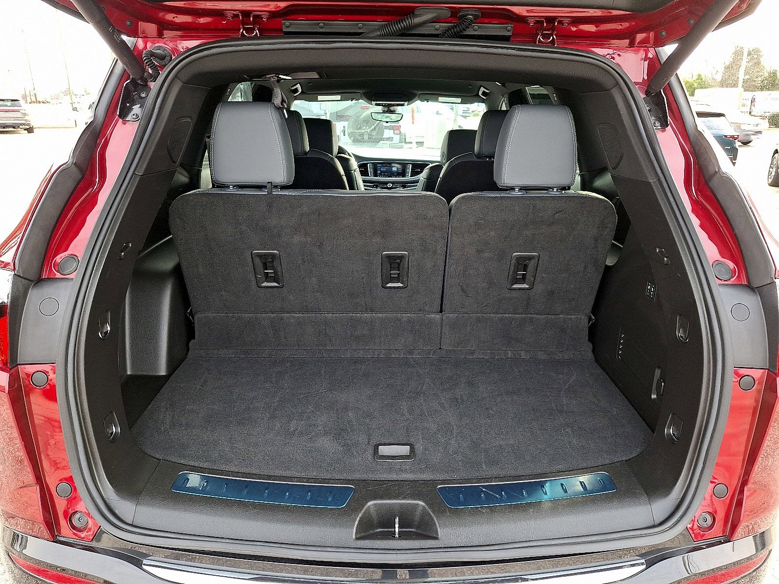 Used 2024 Buick Enclave Premium image 28