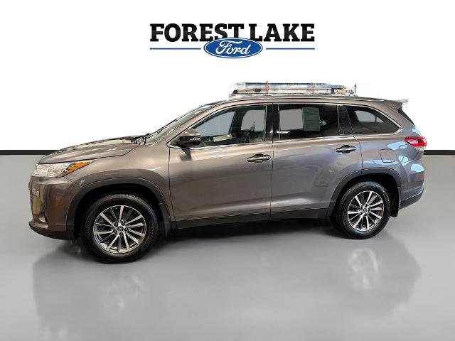 Used 2019 Toyota Highlander XLE image 4