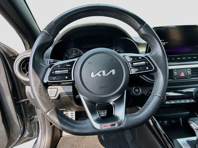 Used 2023 Kia Forte GT-Line w/ GT-Line Technology Package FWD image 17
