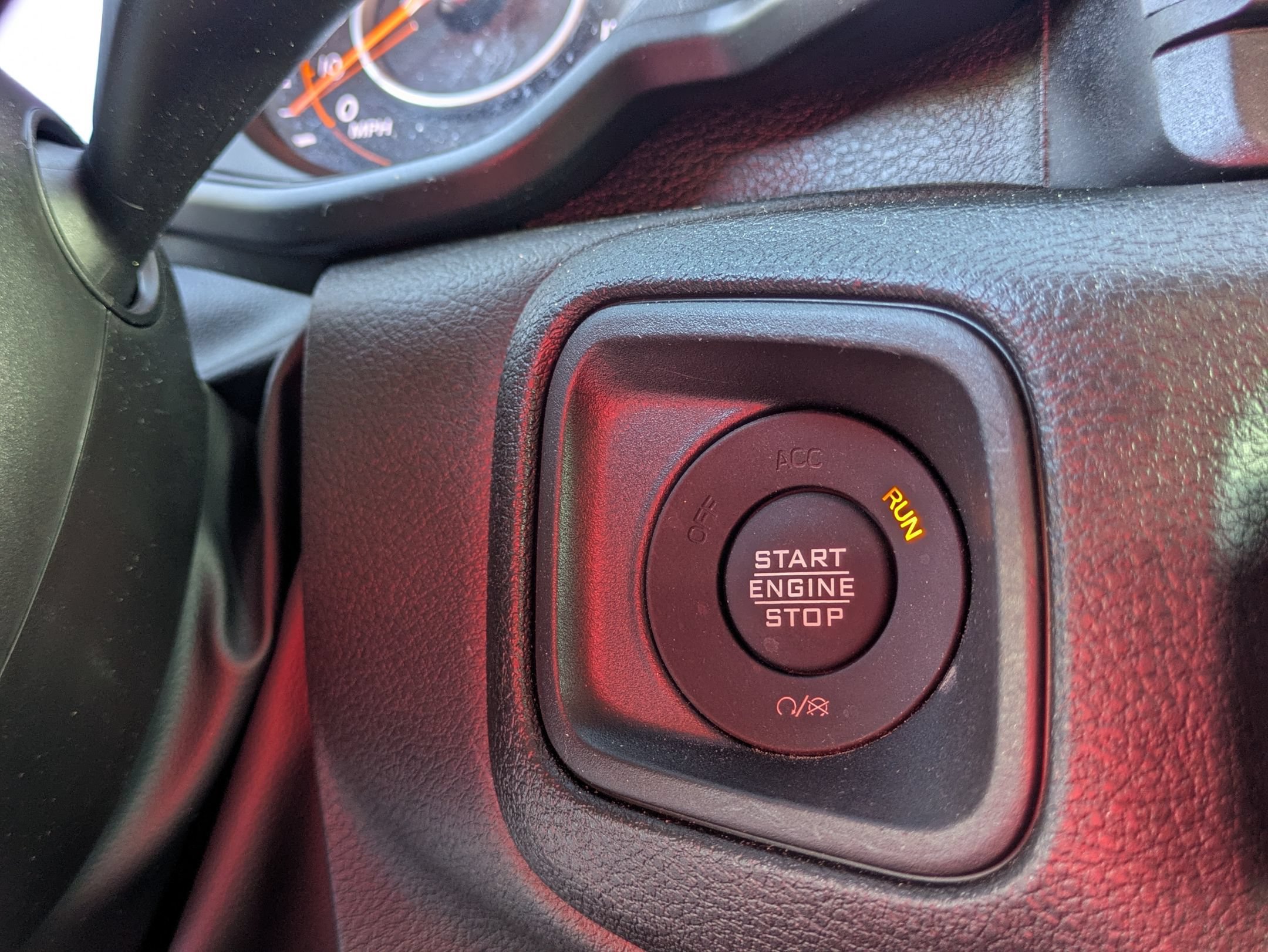 Used 2025 Jeep Gladiator Sport AWD/4WD image 24