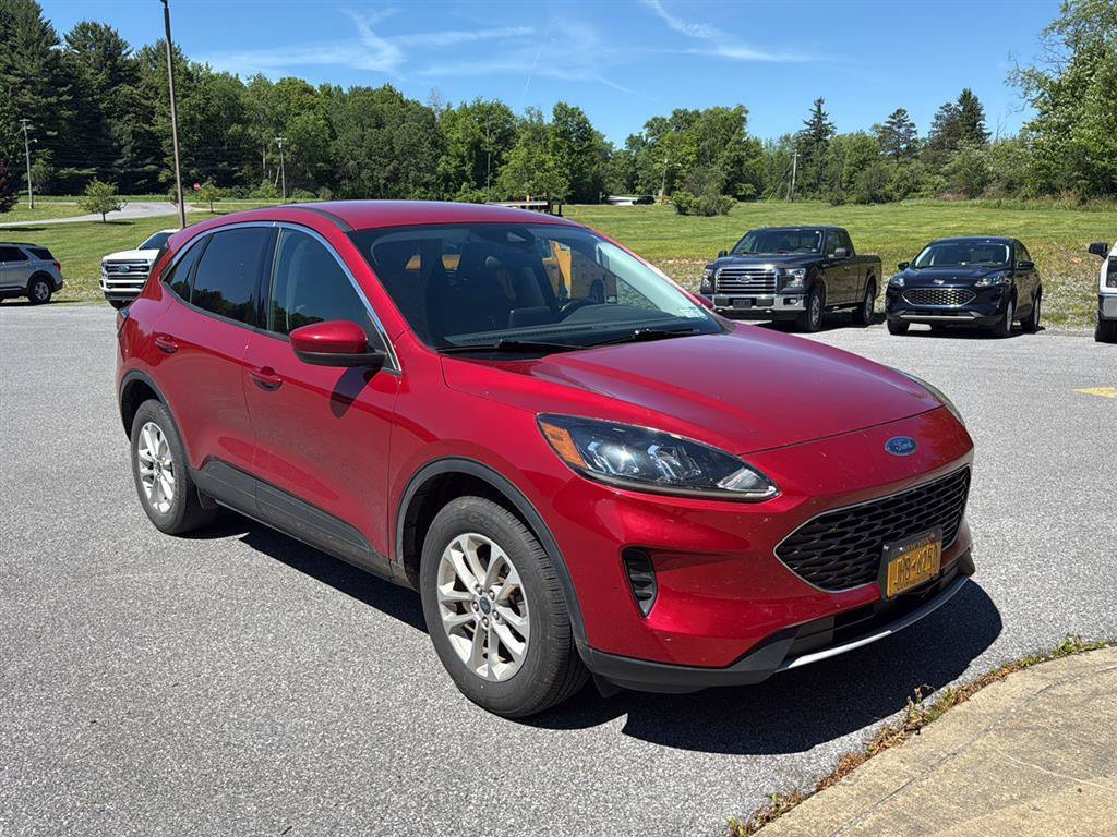 Certified 2021 Ford Escape SE w/ Convenience Package AWD/4WD image 3