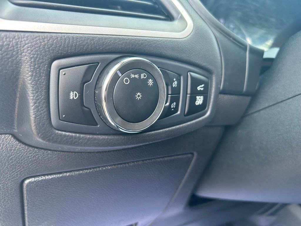 Certified 2023 Ford Edge SEL w/ Convenience Package image 18