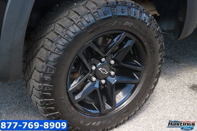 Used 2019 Chevrolet Silverado 1500 LT Trail Boss AWD/4WD image 7