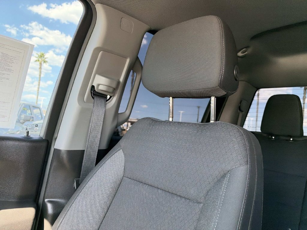 Used 2024 Chevrolet Silverado 1500 Custom Trail Boss w/ Turbomax Blackout Package AWD/4WD image 27