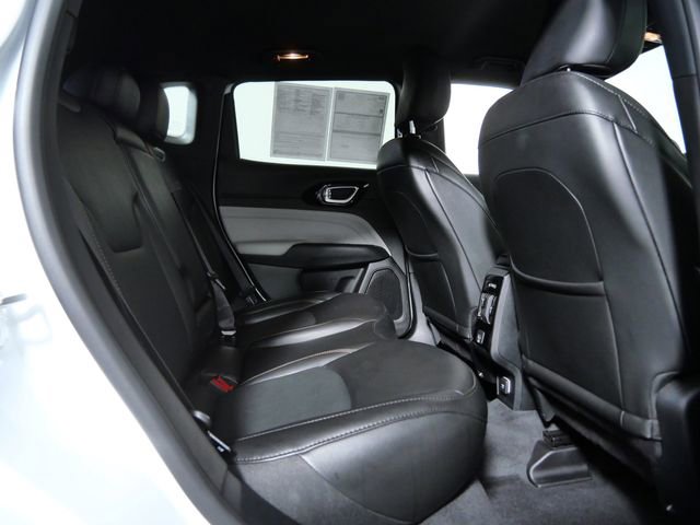 Used 2023 Jeep Compass Limited AWD/4WD image 13