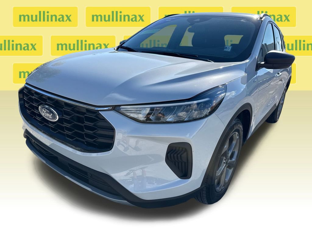 Certified 2025 Ford Escape ST-Line w/ Equipment Group 301A image 10
