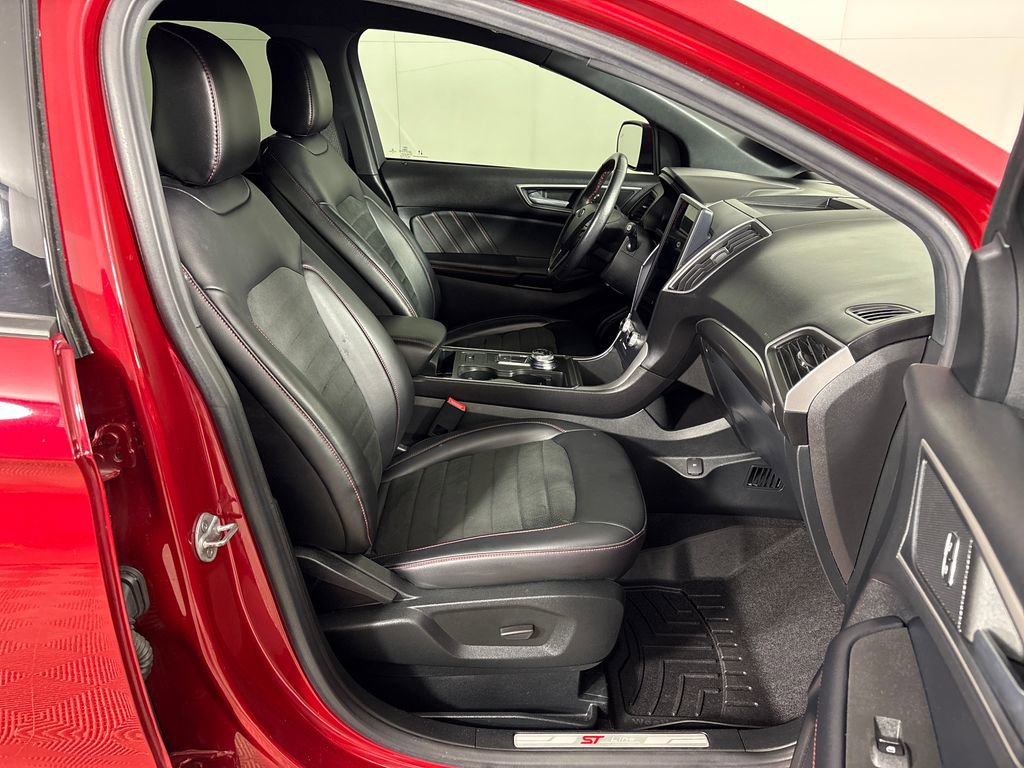 Certified 2022 Ford Edge ST-Line AWD/4WD image 7
