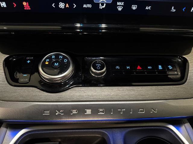 Certified 2025 Ford Expedition Platinum w/ Driver's Package image 29