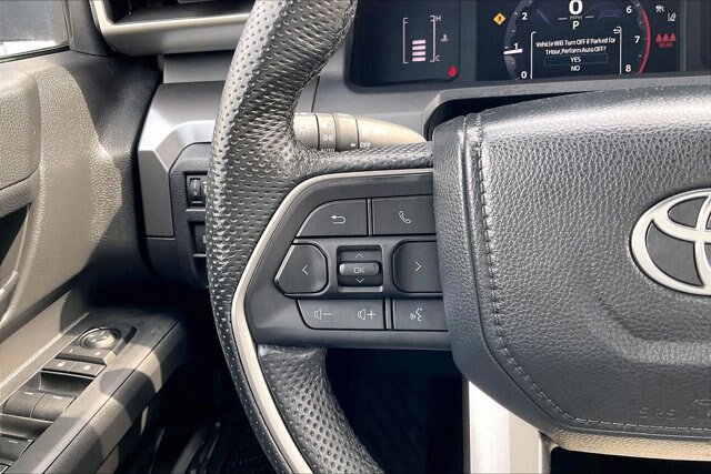 Used 2024 Toyota Tacoma SR5 AWD/4WD image 17