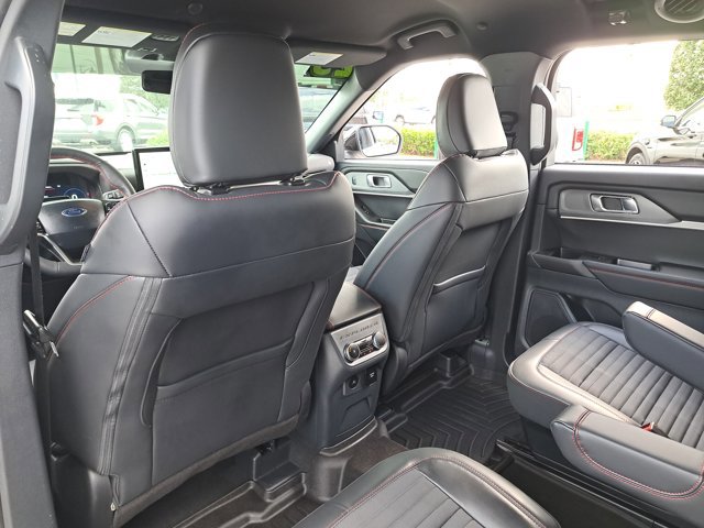 Certified 2025 Ford Explorer ST-Line w/ Premium Package image 10