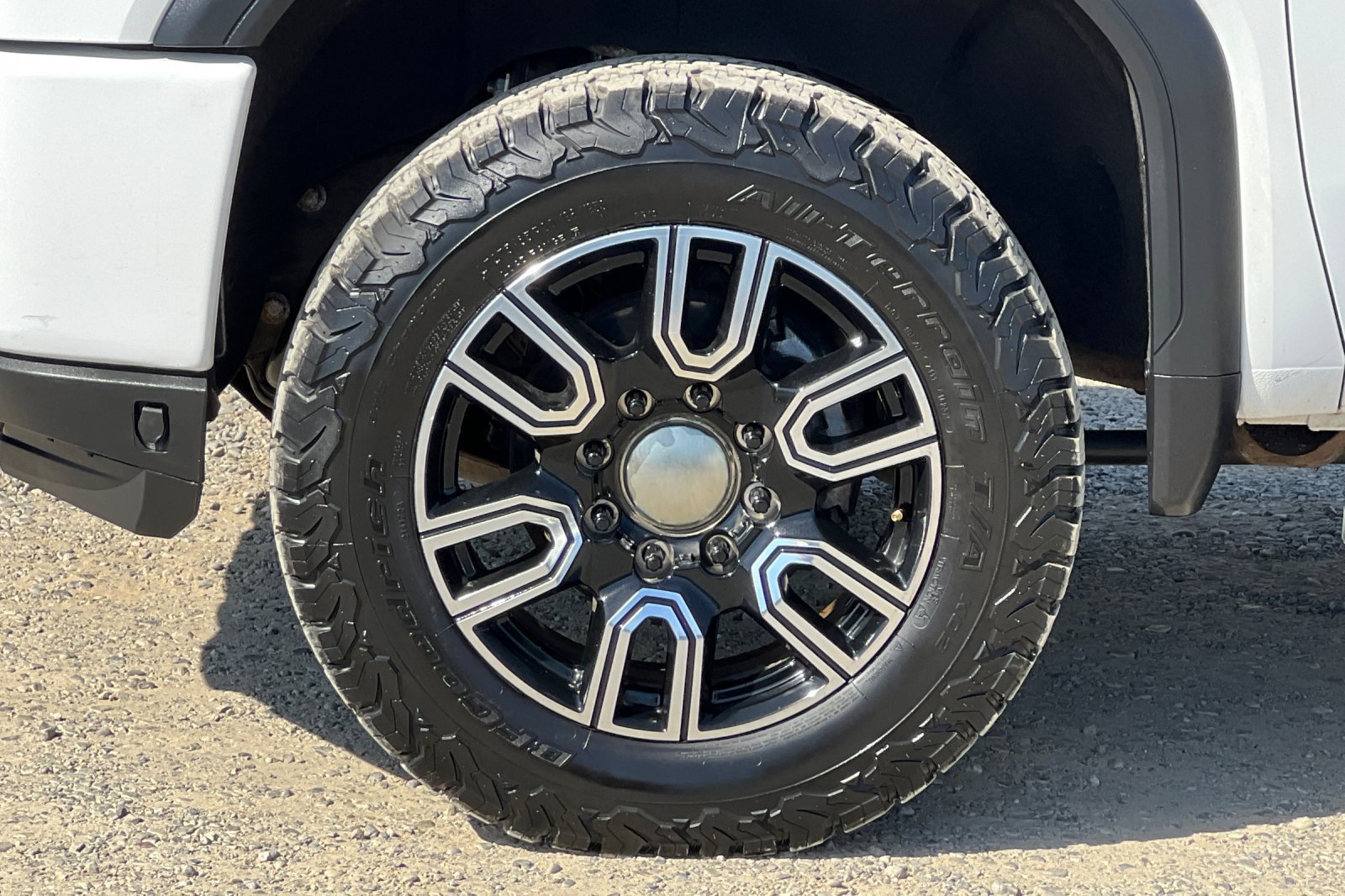 Used 2020 GMC Sierra 2500 AT4 w/ AT4 Premium Package AWD/4WD image 27