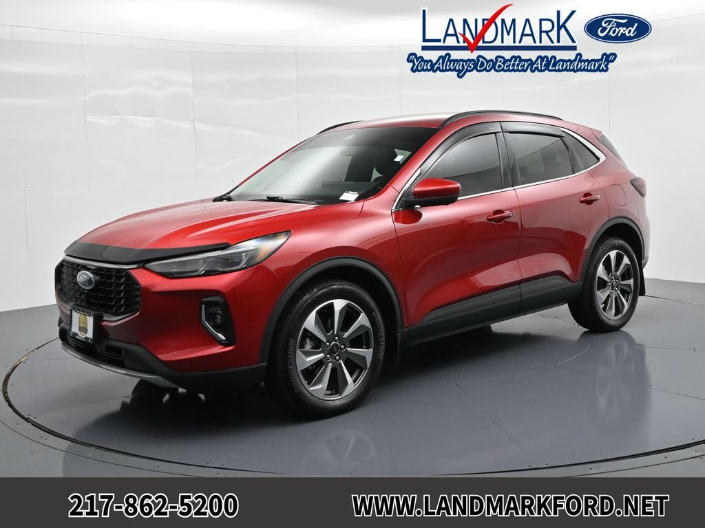 Certified 2023 Ford Escape Platinum AWD/4WD image 1