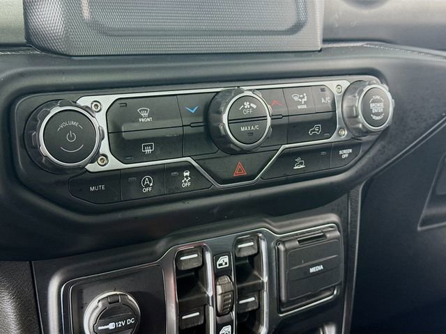 Used 2023 Jeep Gladiator Sport image 15