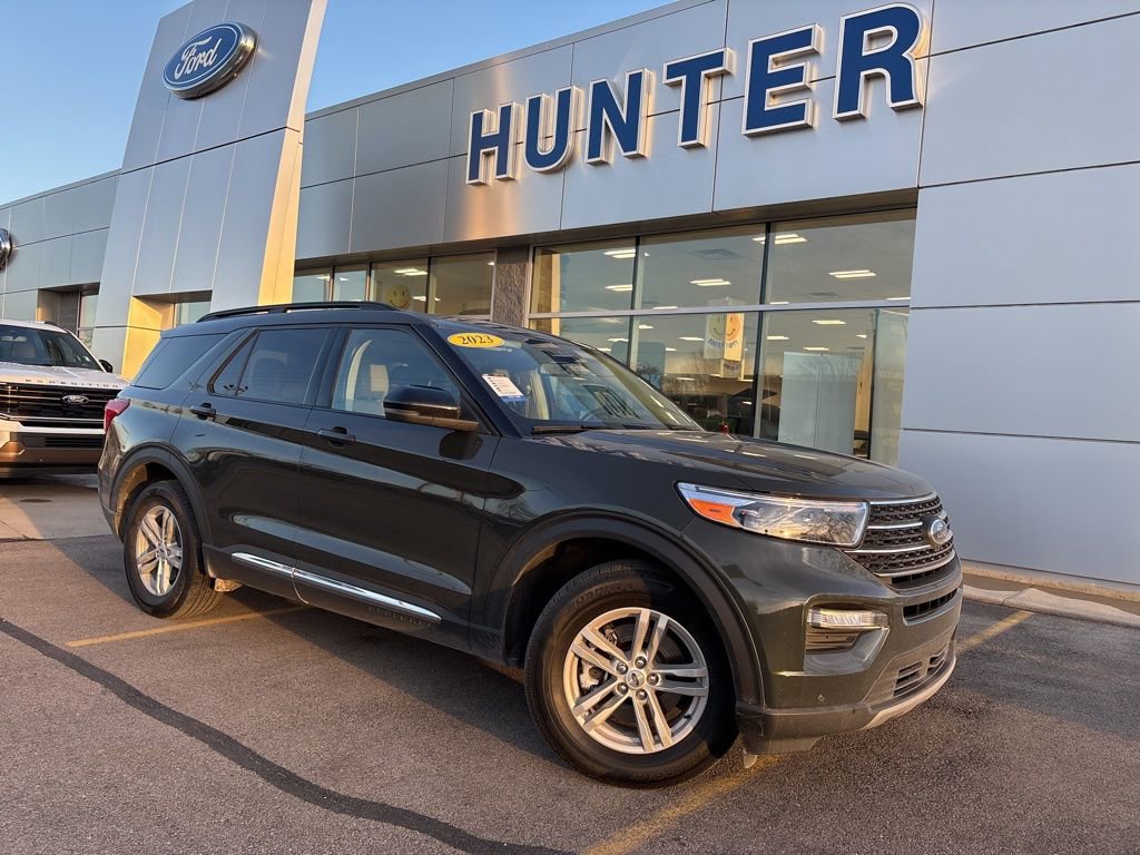 Certified 2023 Ford Explorer XLT w/ Equipment Group 202A image 1