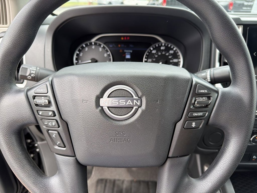 Used 2025 Nissan Frontier SV RWD image 13