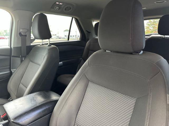 Certified 2023 Ford Explorer XLT AWD/4WD image 6