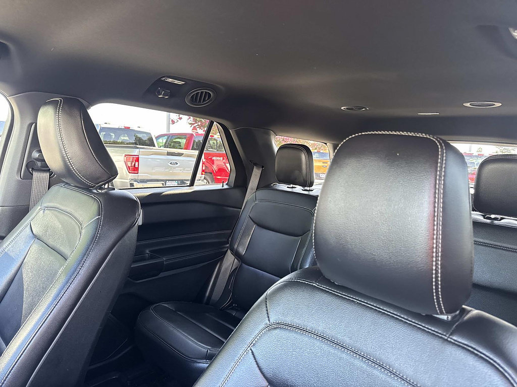 Certified 2020 Ford Explorer XLT w/ Equipment Group 202A RWD image 20