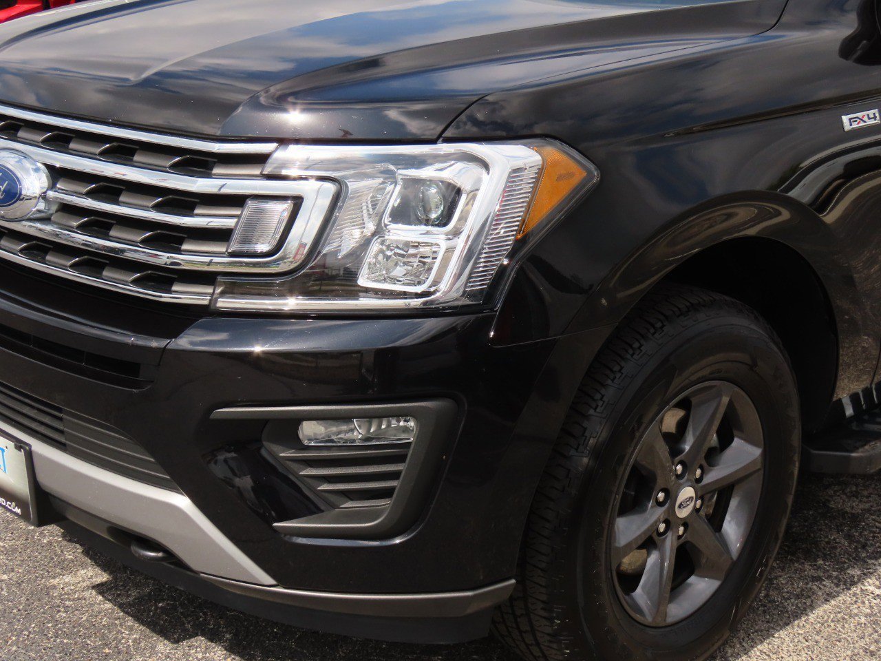 Certified 2021 Ford Expedition XLT image 9