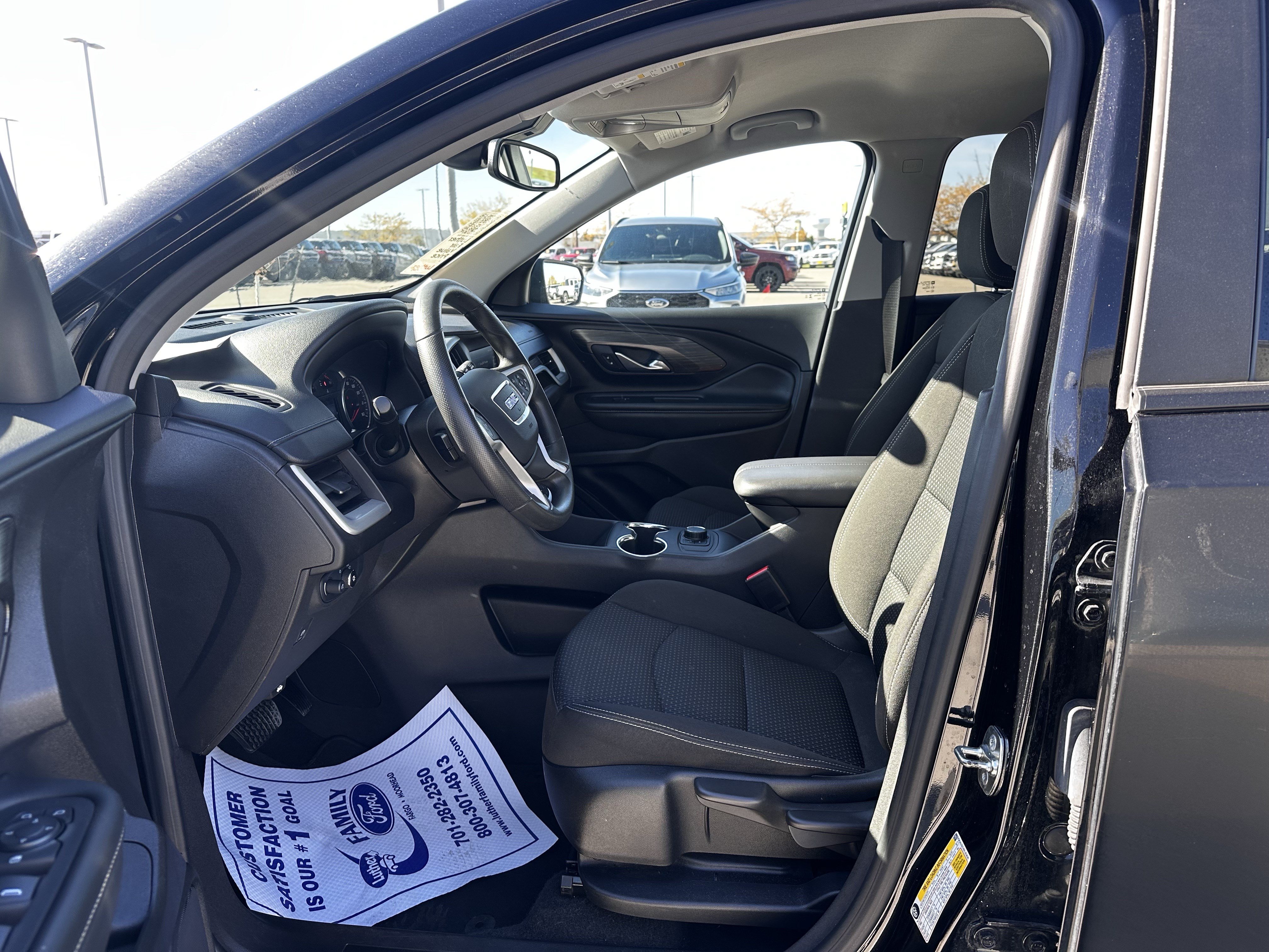 Used 2024 GMC Terrain SLE AWD/4WD image 20