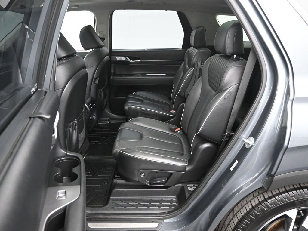 Used 2023 Hyundai Palisade Limited w/ Cargo Package AWD/4WD image 40