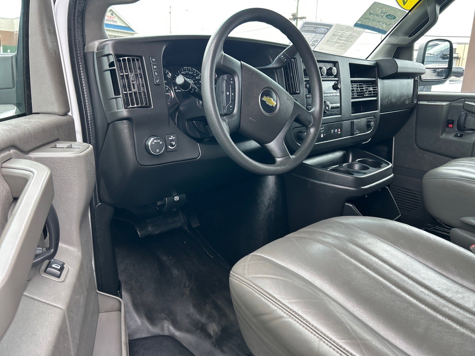 Used 2021 Chevrolet Express 2500 w/ Driver Convenience Package image 2
