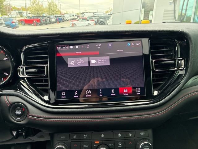 Used 2025 Dodge Durango GT AWD/4WD image 23