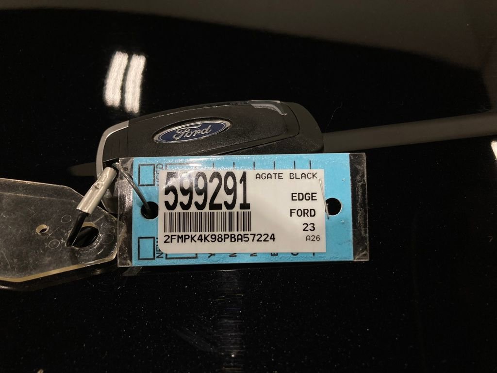 Certified 2023 Ford Edge Titanium image 25