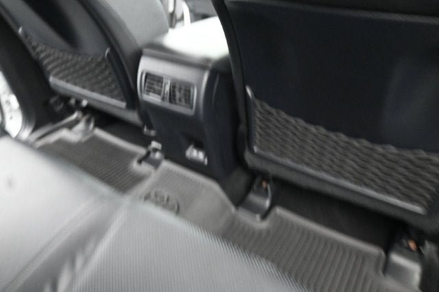 Used 2024 Toyota 4Runner Limited AWD/4WD image 21
