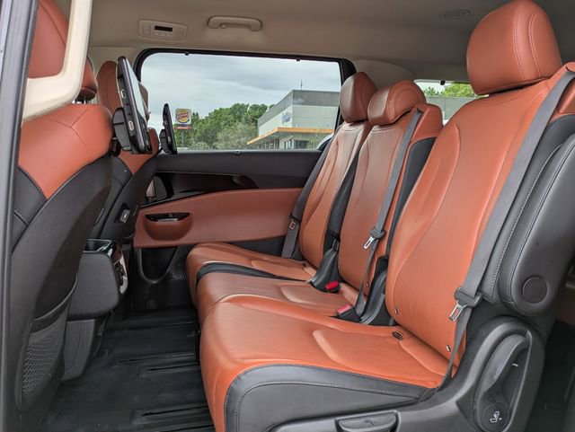 Used 2023 Kia Carnival SX FWD image 14