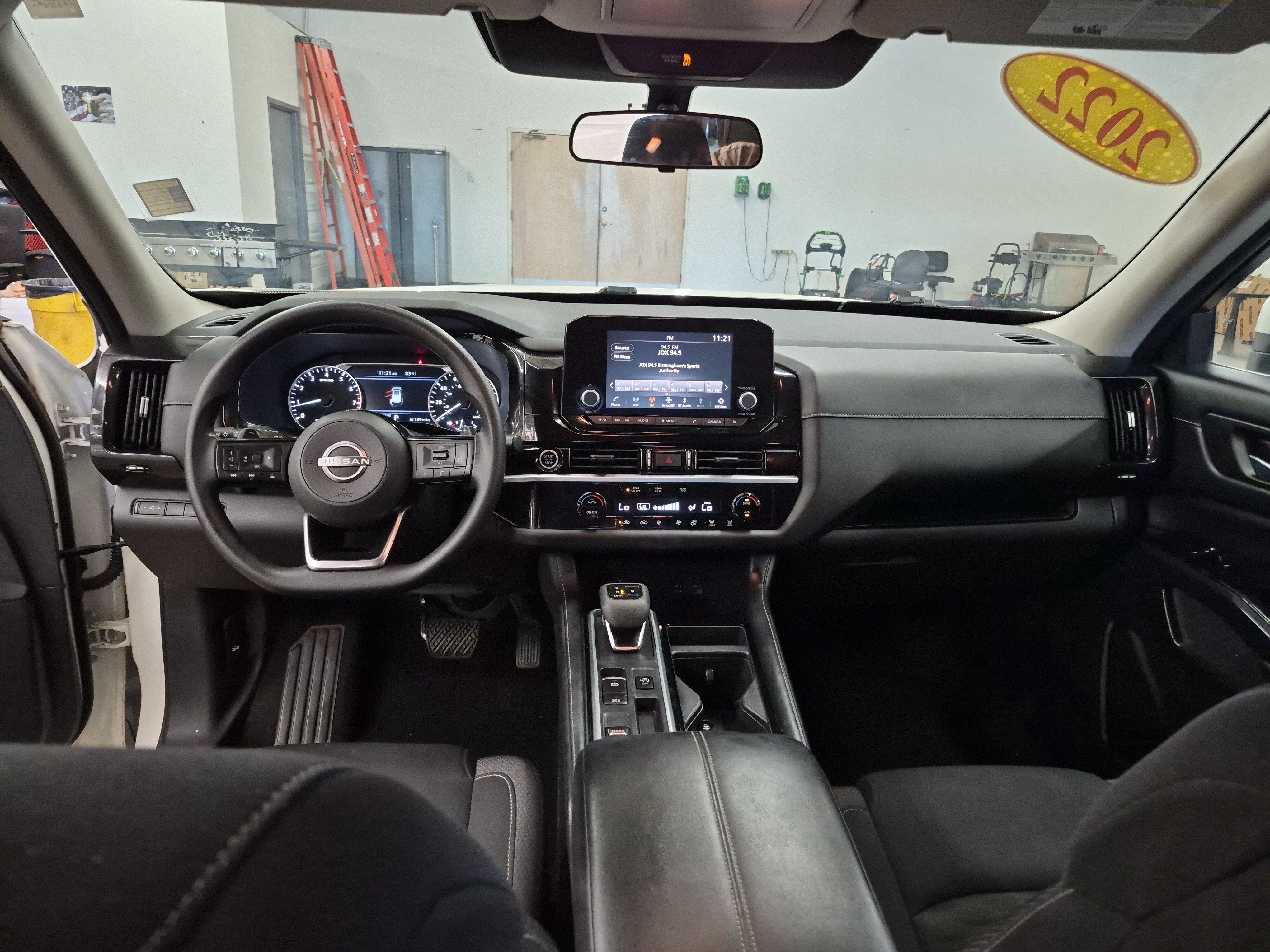 Used 2022 Nissan Pathfinder S FWD image 19