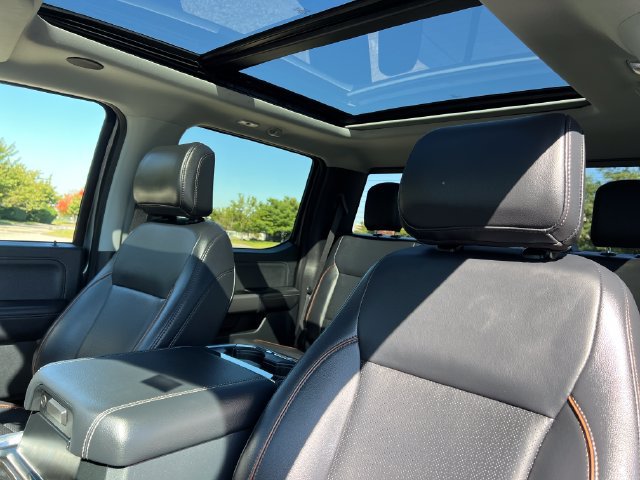 Certified 2025 Ford F250 Lariat w/ Lariat Ultimate Package AWD/4WD image 17