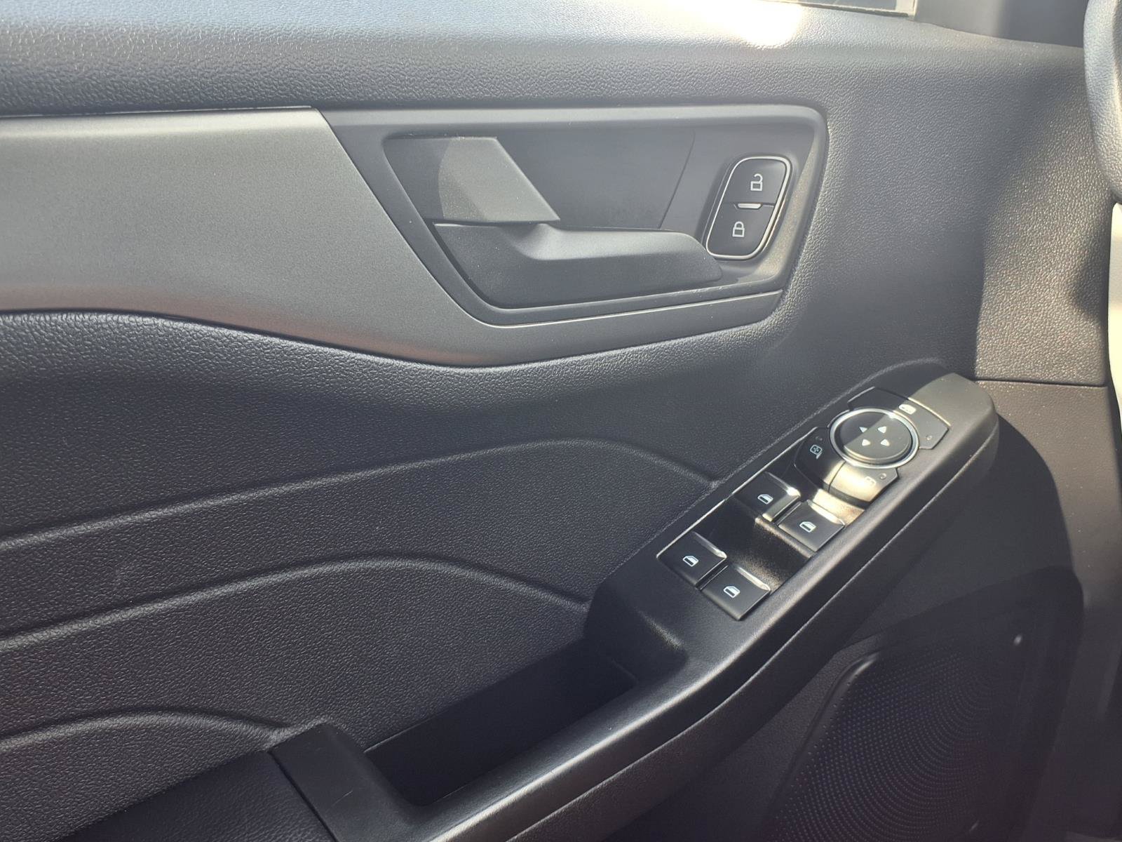Certified 2024 Ford Escape Active AWD/4WD image 19