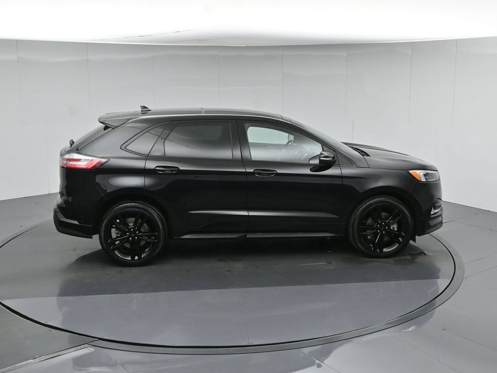 Certified 2019 Ford Edge ST w/ Equipment Group 401A AWD/4WD image 47