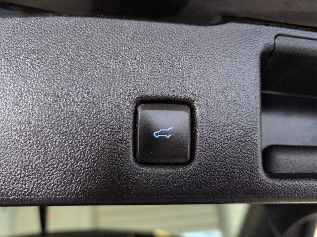 Certified 2023 Ford Escape Platinum AWD/4WD image 31