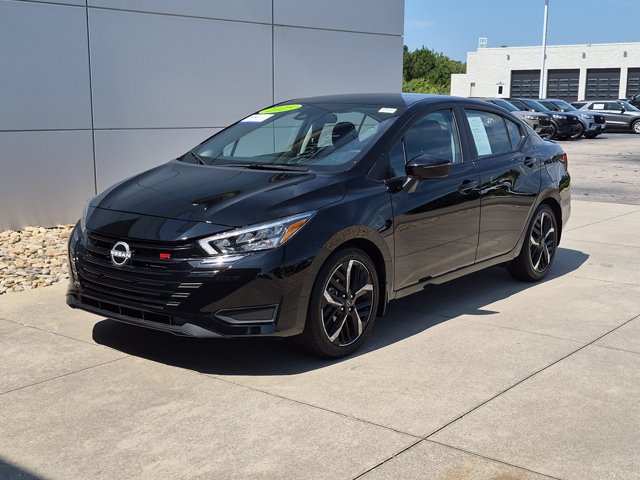 Used 2025 Nissan Versa SR w/ Trunk Package FWD image 8