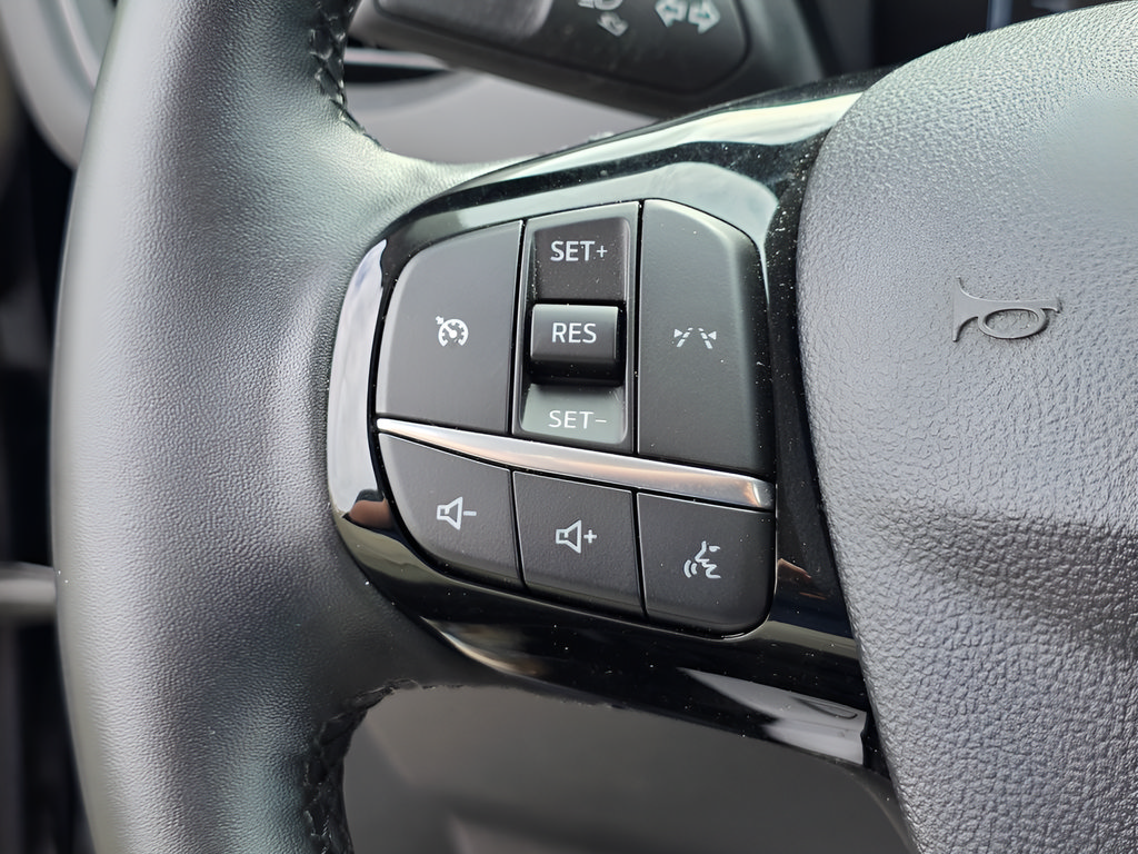 Certified 2024 Ford Escape Active AWD/4WD image 18