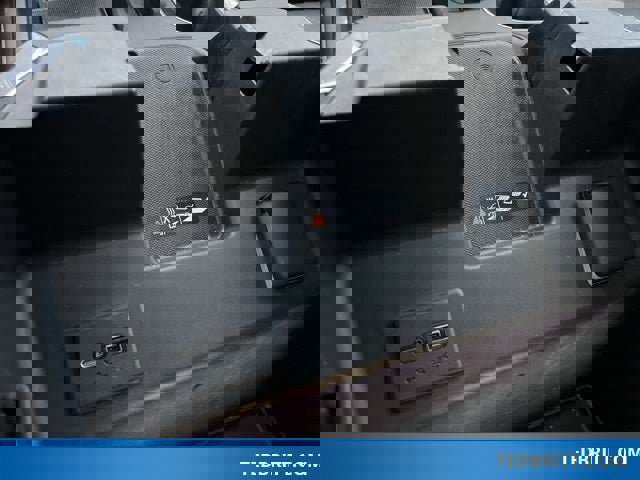 Used 2022 GMC Sierra 1500 SLT w/ SLT Convenience Package image 40