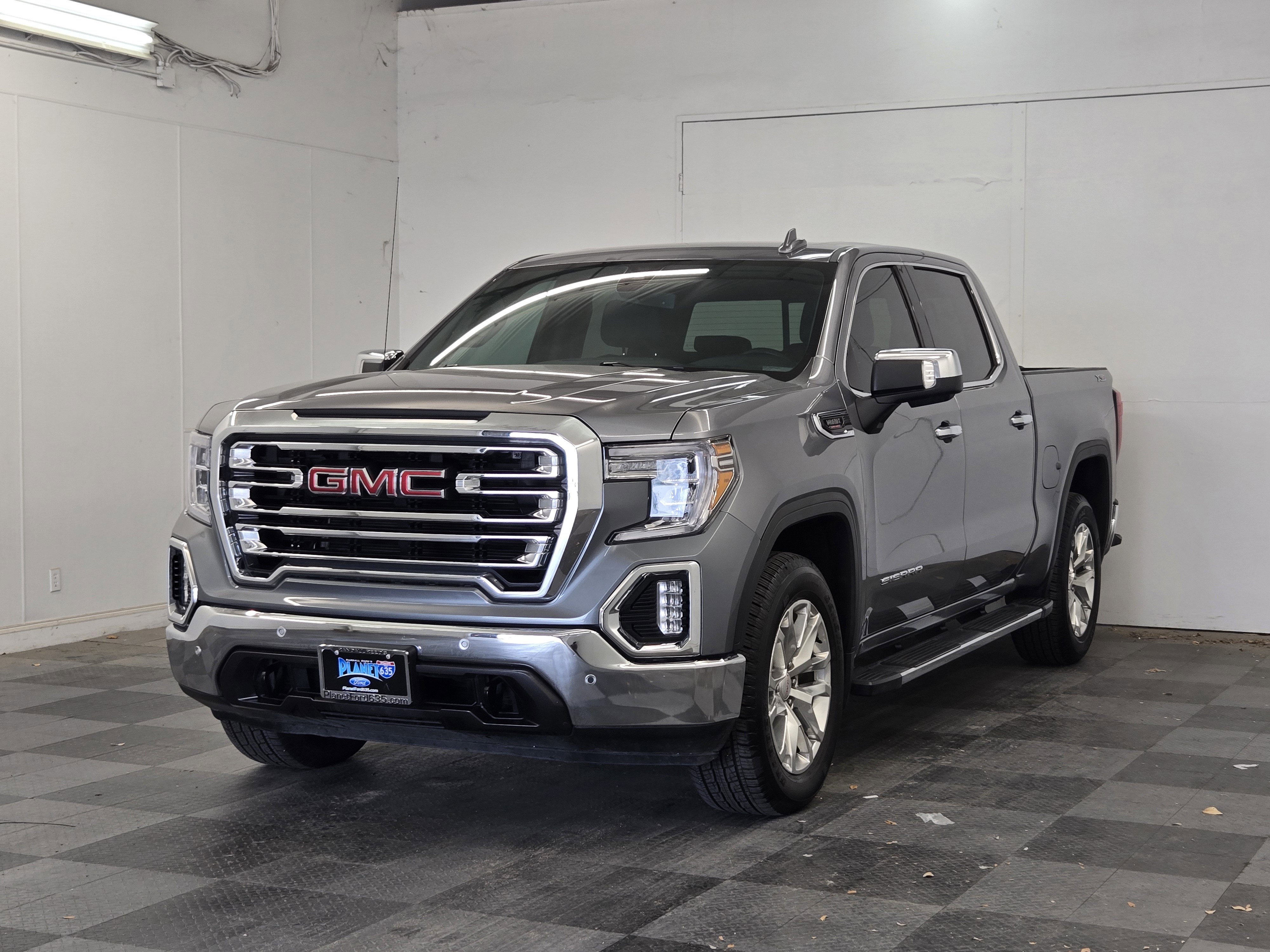 Used 2022 GMC Sierra 1500 SLT w/ SLT Premium Plus Package AWD/4WD image 4
