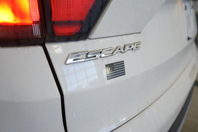 Certified 2017 Ford Escape SE AWD/4WD image 15