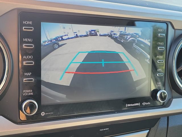 Used 2020 Toyota Tacoma SR5 RWD image 12