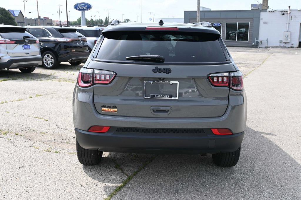 Used 2021 Jeep Compass Sport AWD/4WD image 10