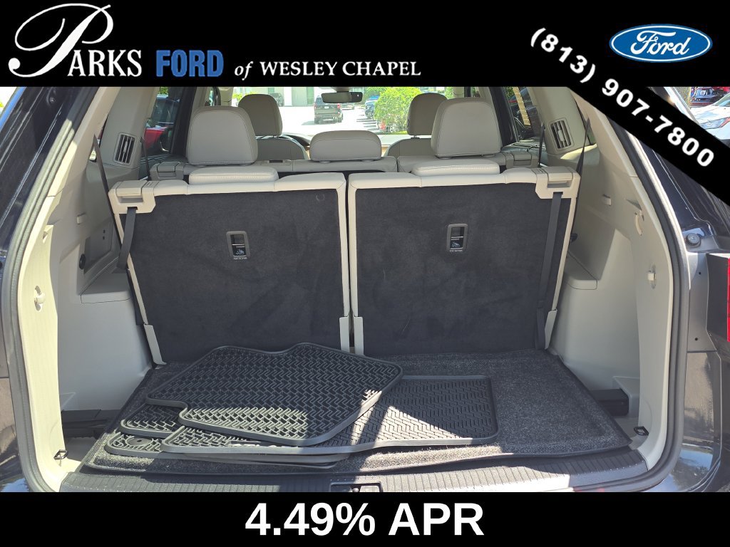 Used 2025 Volkswagen Atlas SE FWD image 9