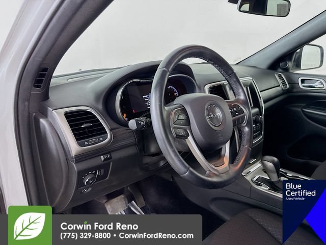 Used 2019 Jeep Grand Cherokee Laredo AWD/4WD image 11